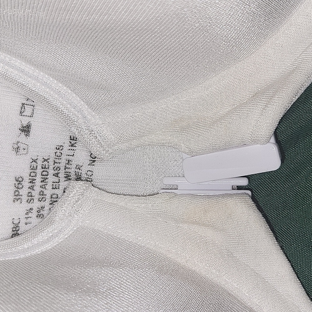 NWT Bali bra - Picture 4 of 6